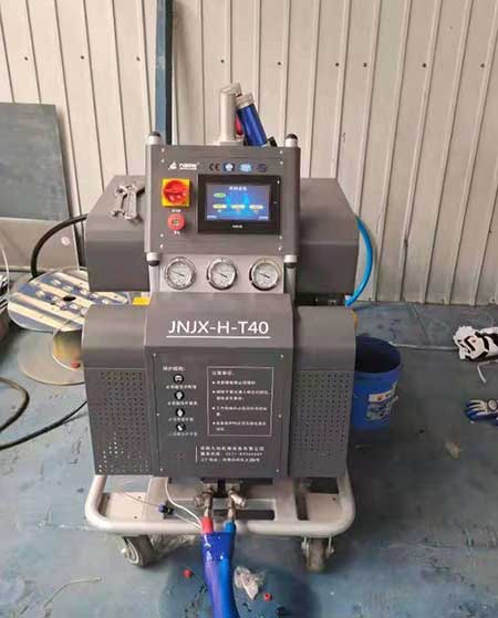 T40噴涂硬泡聚氨酯設(shè)備