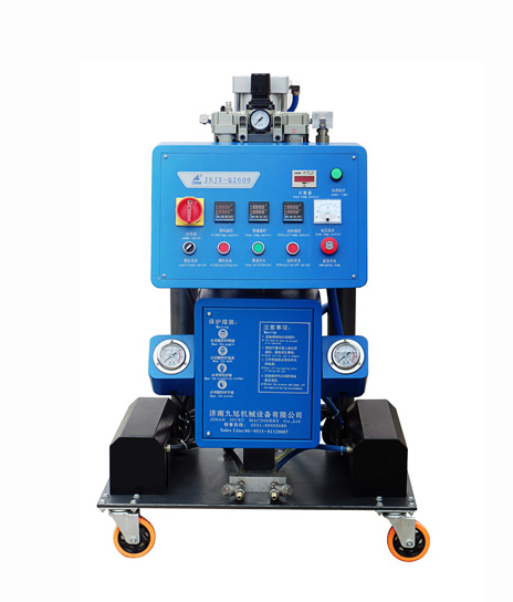 聚氨酯發(fā)泡設(shè)備JNJX-Q2600(圖1)