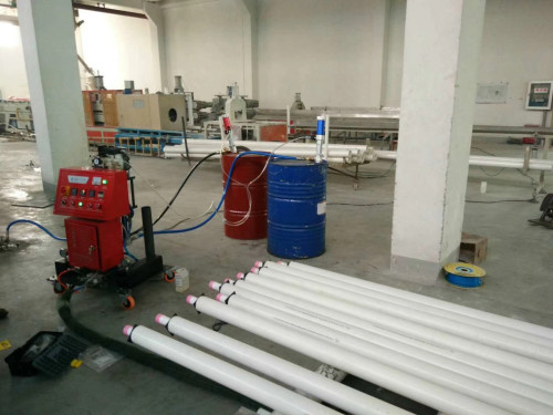 讓我們來(lái)認(rèn)識(shí)有關(guān)聚氨酯噴涂機(jī)的知識(shí)了解它的